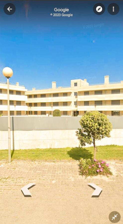 Beach Front Apartment - With Swimming Pool, Barbecue And Tennis Court! Viana do Castelo Kültér fotó